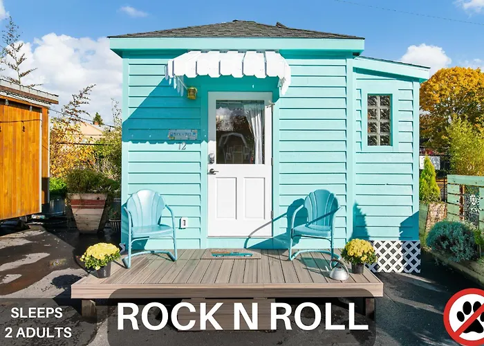 Tiny Digs - Hotel Of Tiny Houses